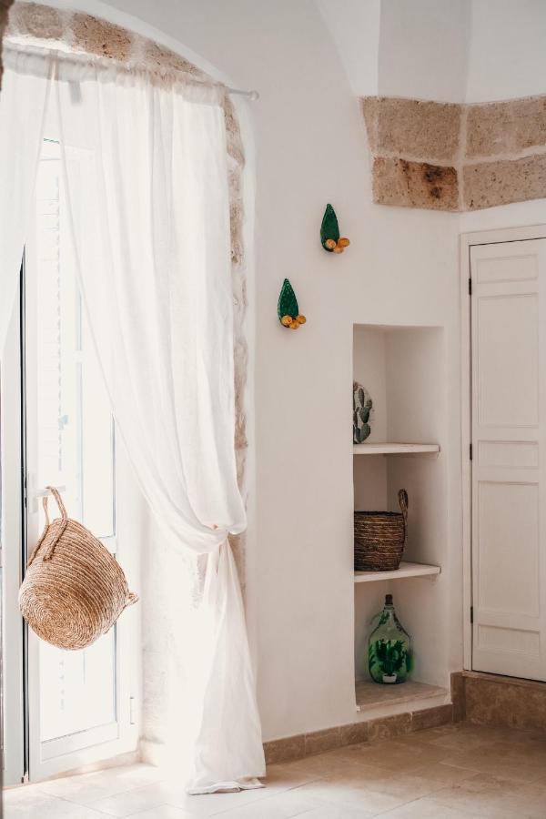 Tetti Bianchi - Deva'S Suite Home Ostuni Zewnętrze zdjęcie