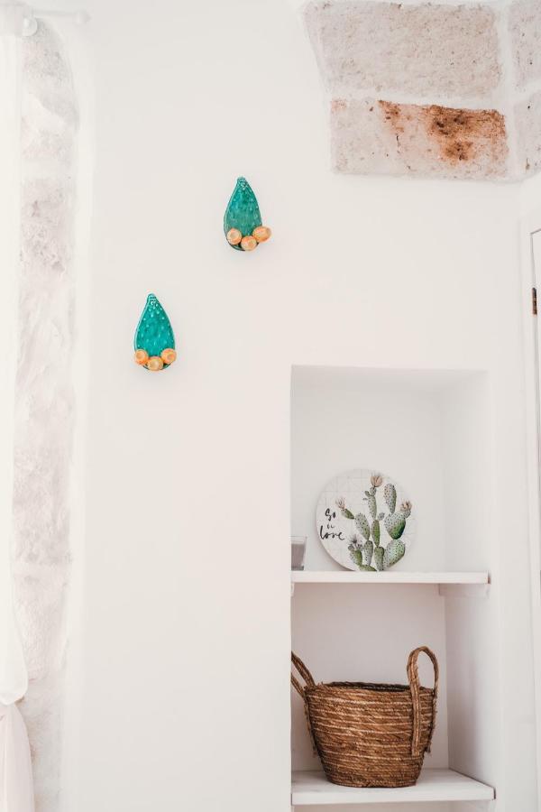 Tetti Bianchi - Deva'S Suite Home Ostuni Zewnętrze zdjęcie